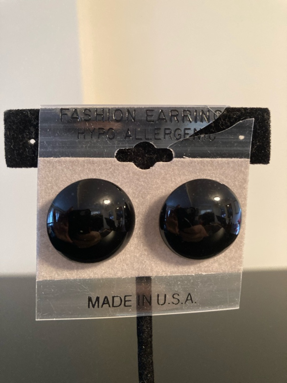 Black Fashion Button Stud Earrings - Hypoallergenic